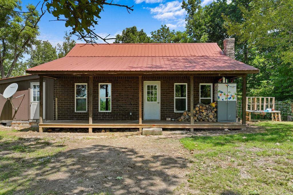Harriet, AR 72639,706 Aunt Fayes Road