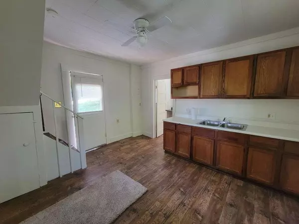 Mammoth Spring, AR 72554,1210 Walker Avenue