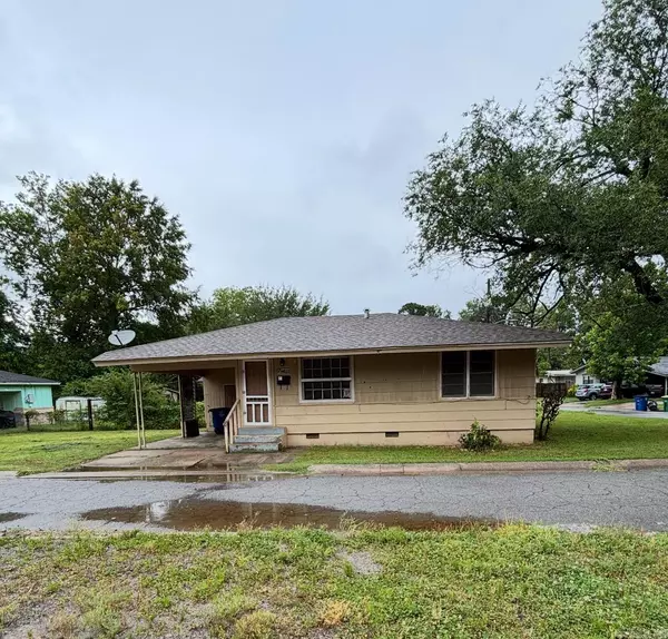 615 Mills, North Little Rock, AR 72117
