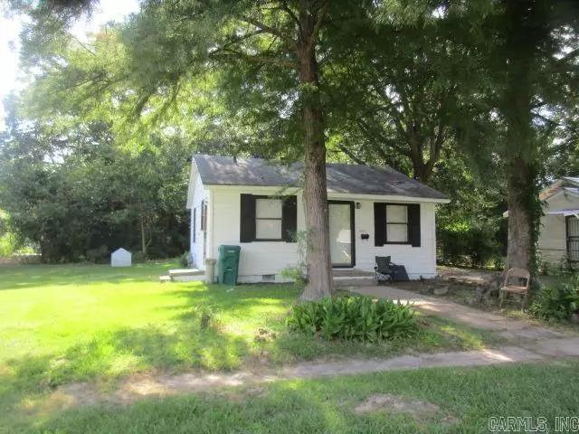 Pine Bluff, AR 71601,2002 S Maple Street