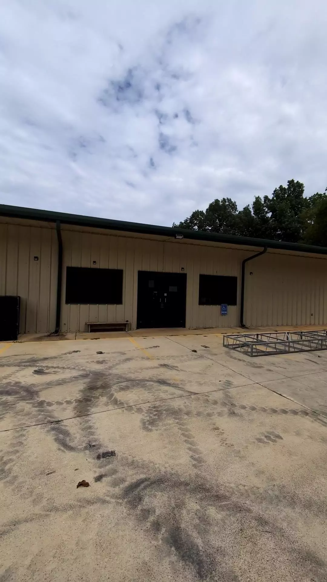 Cherokee Village, AR 72529,30 Warpath Drive