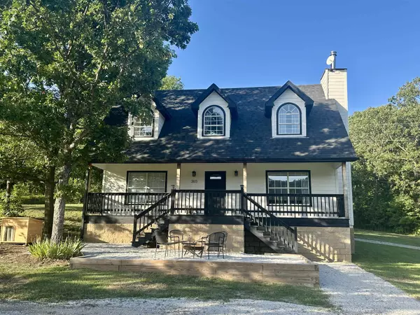 365 County Road 993, Green For., AR 72638
