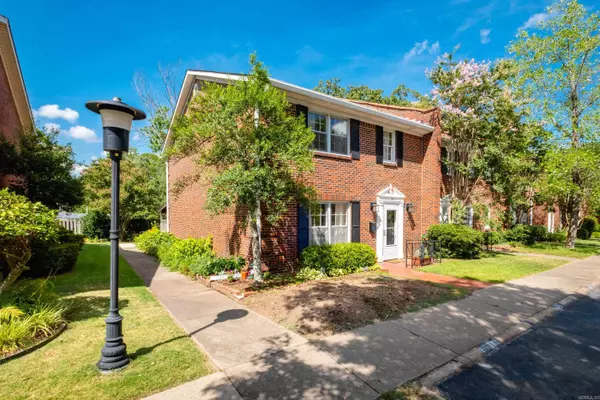 116 Cambridge Place Drive, Little Rock, AR 72227