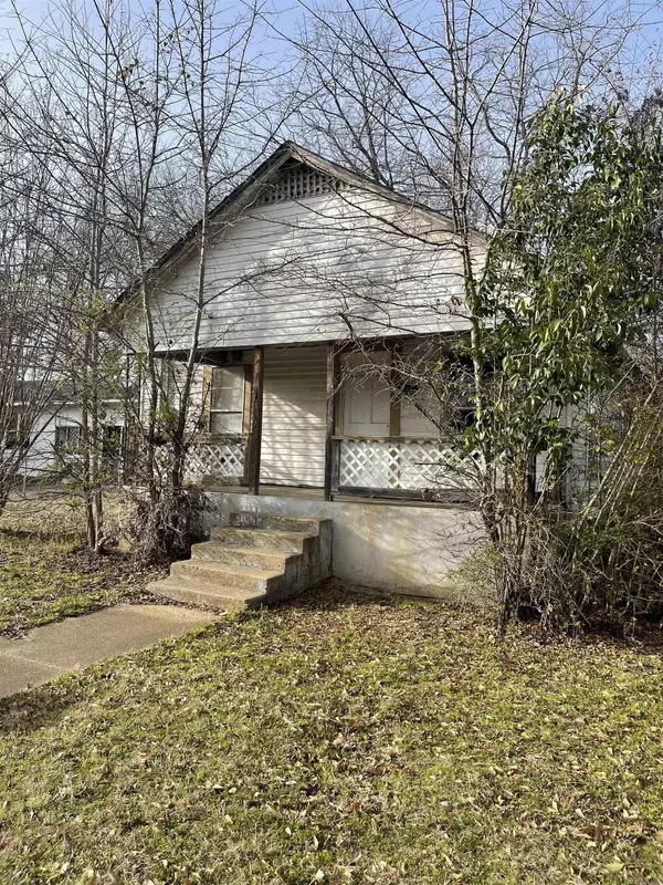 1900 caddo Street, Arkadelphia, AR 71923