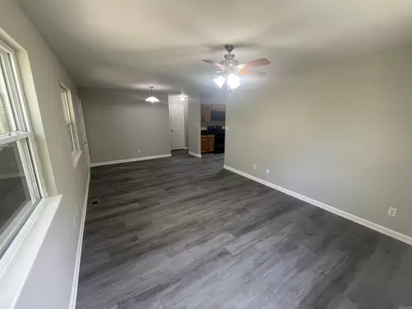 Hot Springs, AR 71901,112 Newton
