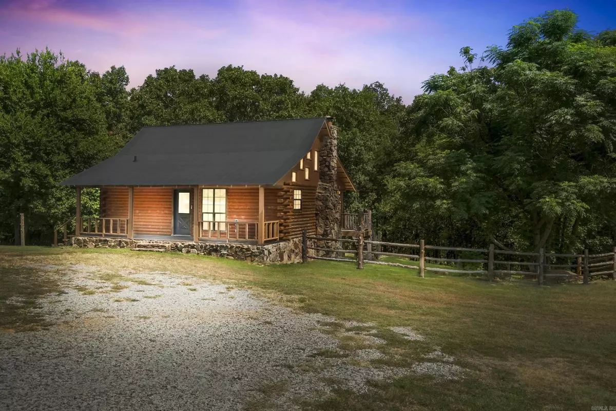 Searcy, AR 72143-0000,2895 W Country Club Road