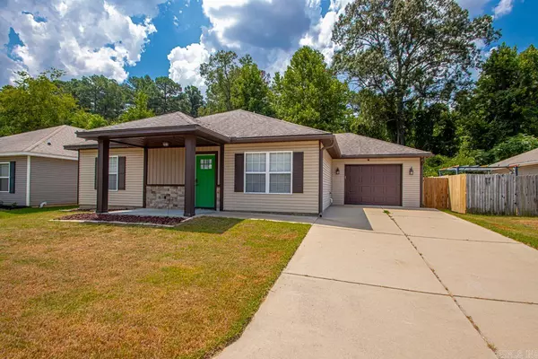 Bauxite, AR 72011,530 Wisteria Drive