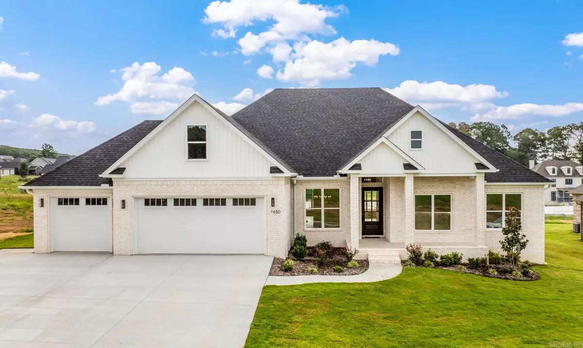 Conway, AR 72034,1650 Dolphin Drive