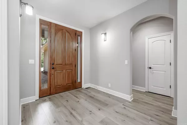 Hot Springs Village, AR 71909,15 Binefar Way