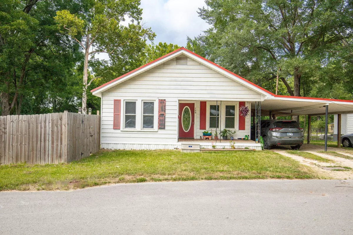 Sheridan, AR 72150,708 E 2nd. Street