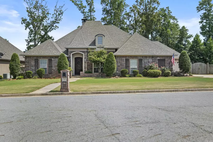 2 Cypress Valley Cv, Maumelle, AR 72113