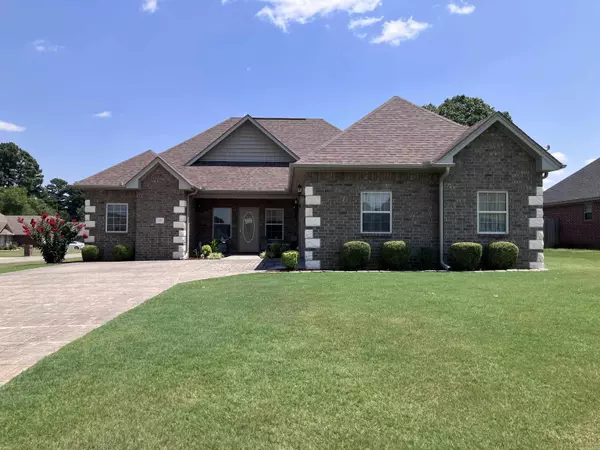 1102 Bluestone Cove, Searcy, AR 72143