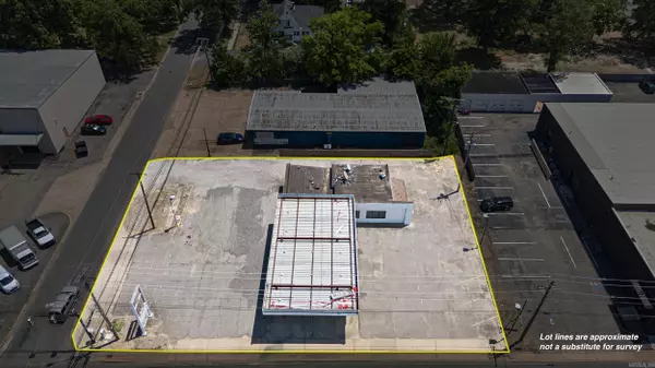 203 S Arkansas Ave, Russellville, AR 72801