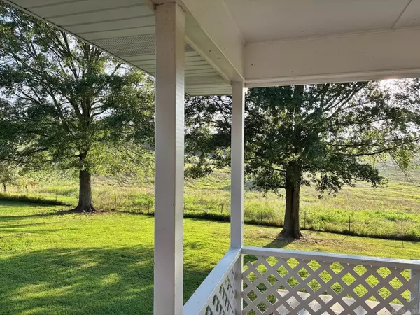 Everton, AR 72633,2504 Joe Holt Road