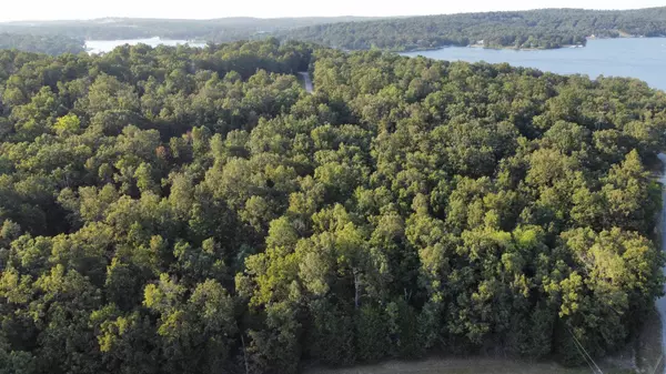 Horseshoe Bend, AR 72512,1205 Tri Lakes Drive