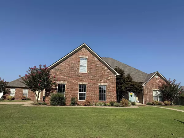 Vilonia, AR 72173,23 Kalli