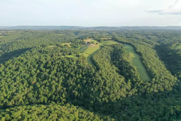 Marshall, AR 72650,1115 Hillhollow Road