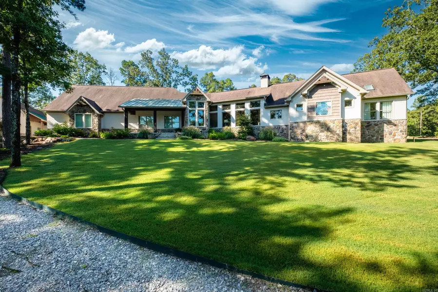 8210 Matthews Road, Roland, AR 72135-9317