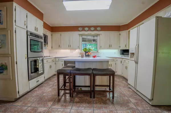Pine Bluff, AR 71603,5 Southern Pines Cove