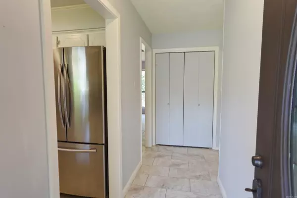 Conway, AR 72034,27 Kensington Dr.