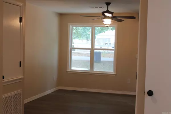 Bradford, AR 72020,411 Park Street