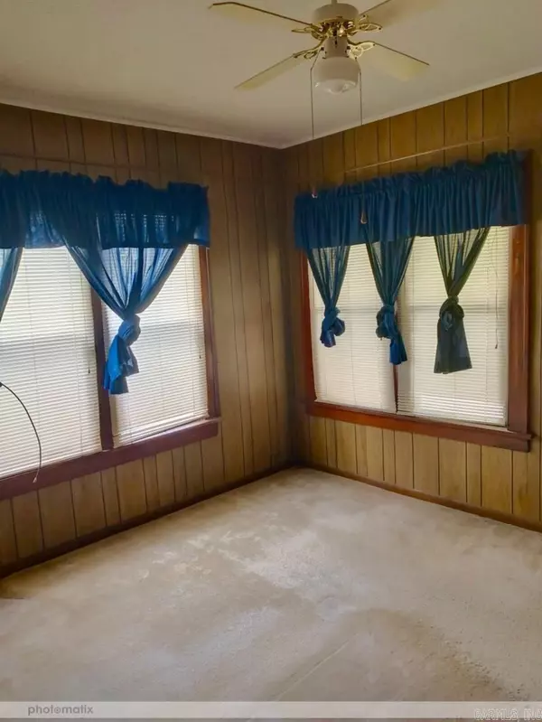 Warren, AR 71671,560 N 63 Highway