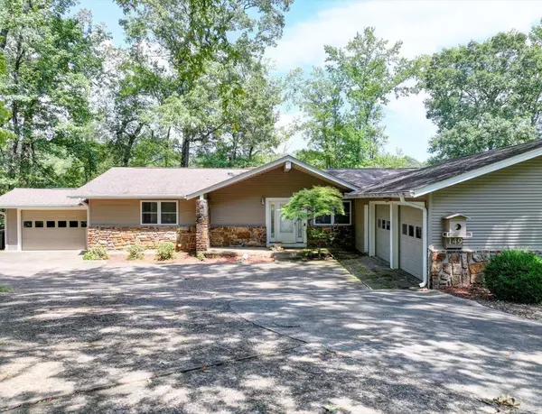 Hot Springs, AR 71913,Address not disclosed