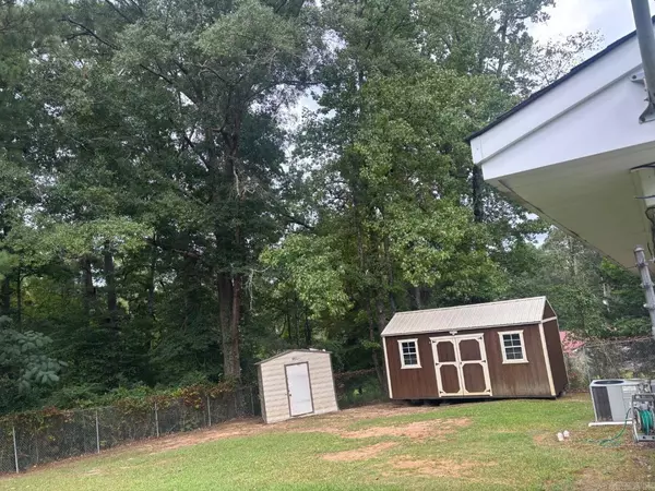 Camden, AR 71701,123 Rosedale St