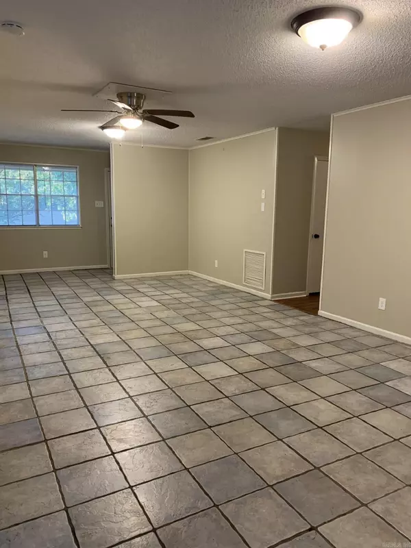Little Rock, AR 72212,12601 Pleasant view Drive