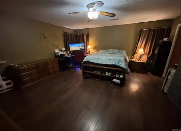 El Dorado, AR 71730,100 Holly St