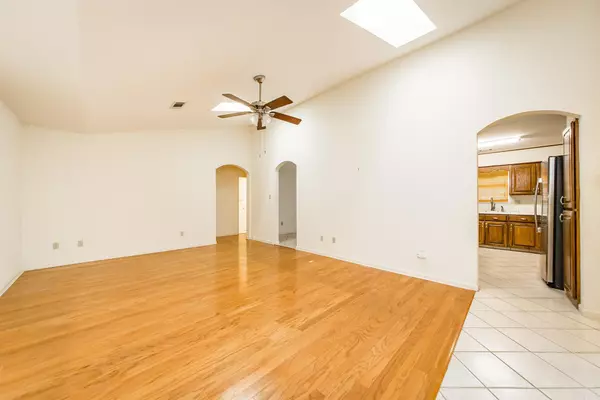 Hot Springs, AR 71913,150 Forest View Circle