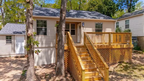 6712 Longwood Road, Cammack Village, AR 72207