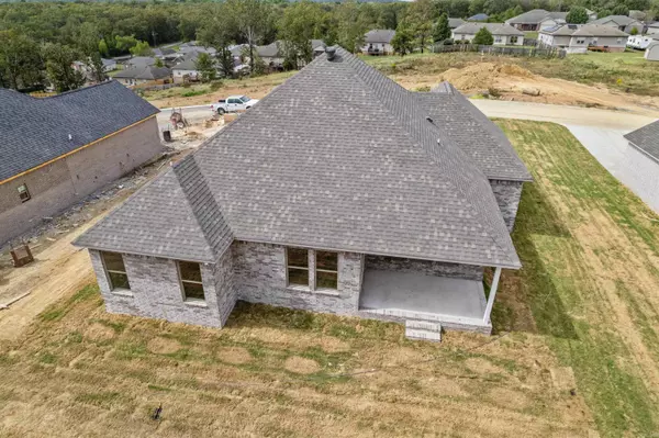 Austin, AR 72007-0000,512 Madeleine