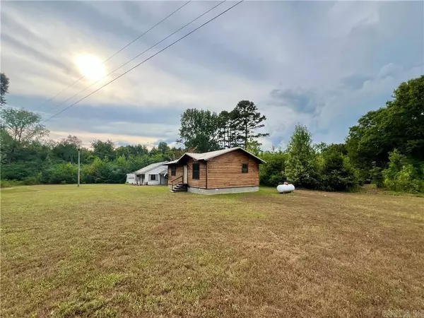 5454 Highway 21, Clarksville, AR 72830
