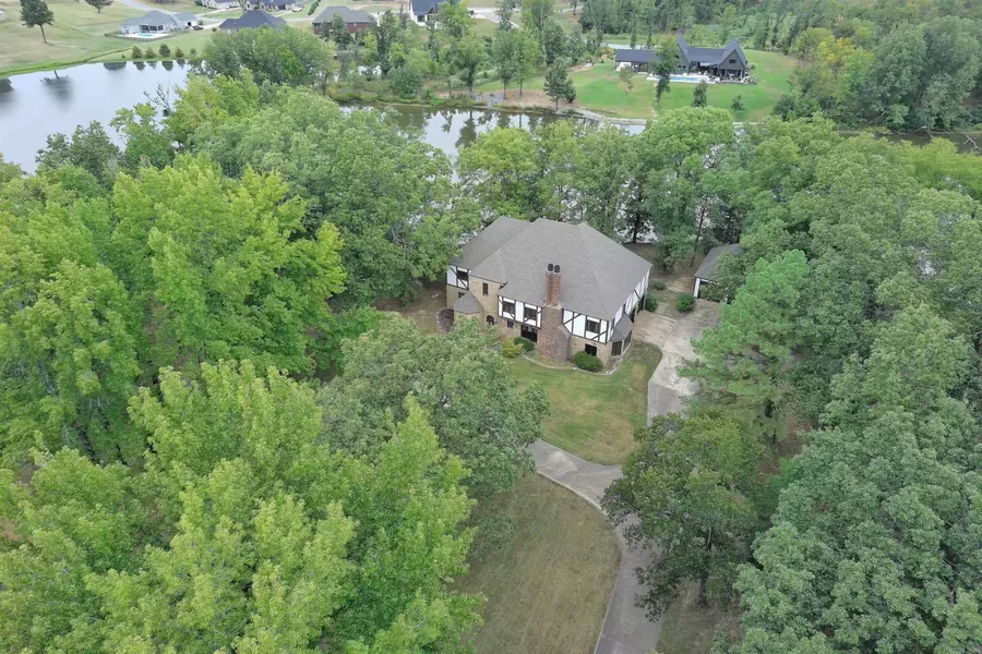 1920 Airpark Rd, Wynne, AR 72396-1811