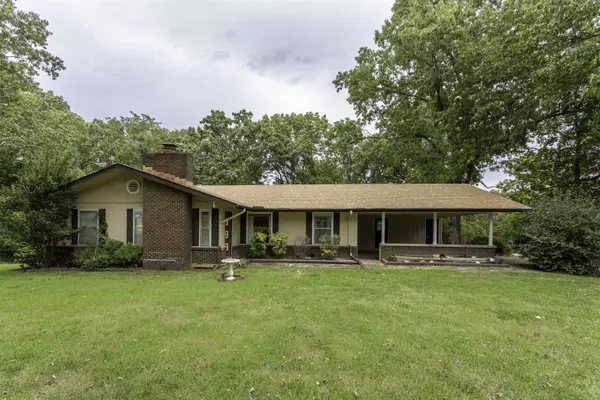 1 Paracas Trace, Cherokee Village, AR 72529