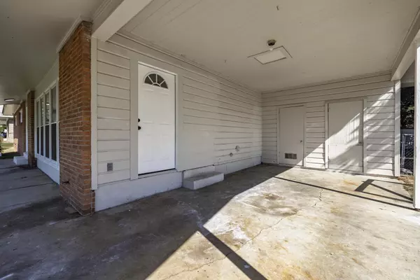 Arkadelphia, AR 71923,1904 Center Street