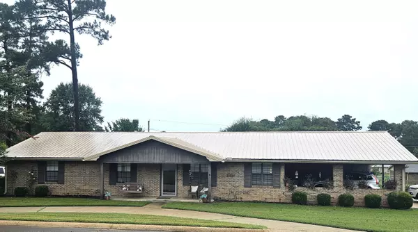 914 Park Street, Nashville, AR 71852