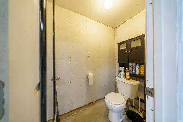 Black Rock, AR 72415,145 Law 296