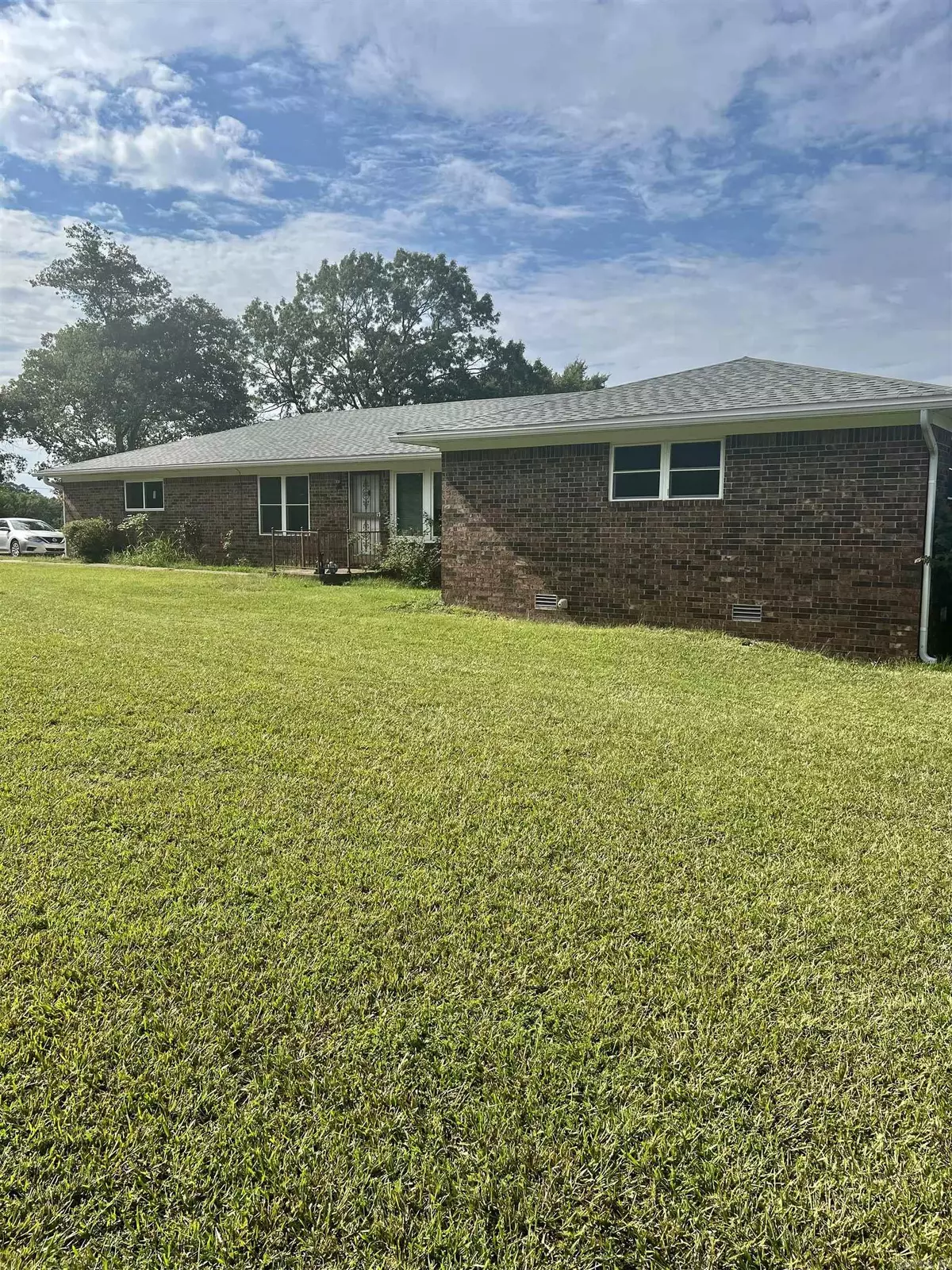 Hot Springs, AR 71913,1694 Amity rd
