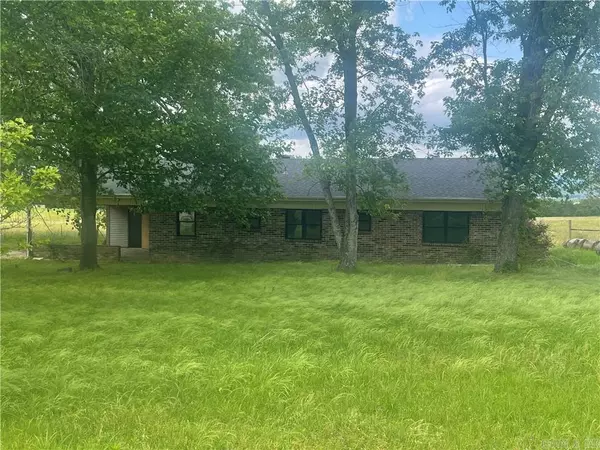 1223 County Rd 2171, Hartman, AR 72840
