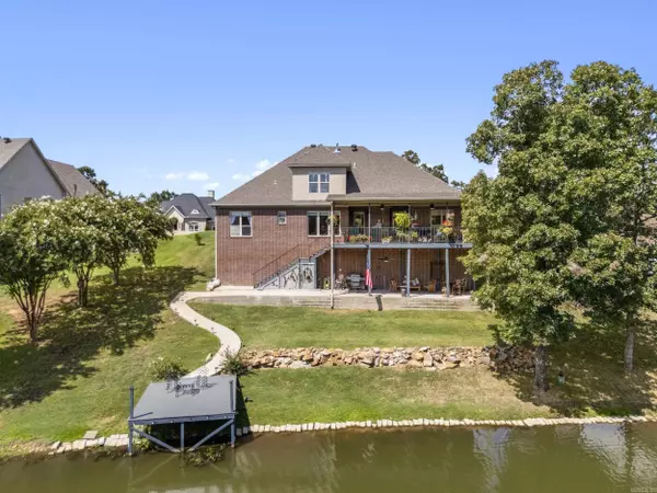 Cabot, AR 72023,607 Greystone Boulevard