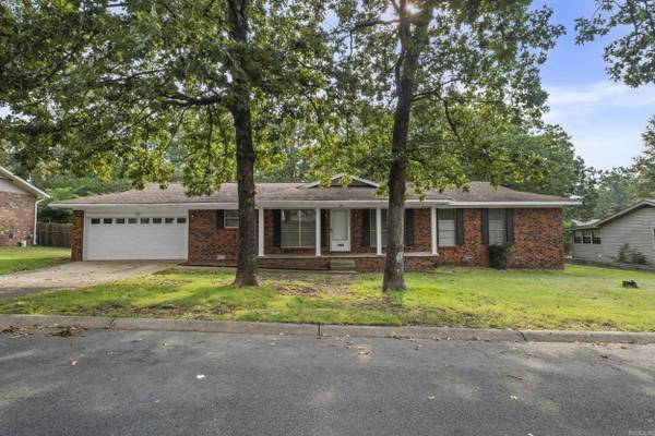 42 Jackson Oaks Drive, Sherwood, AR 72120