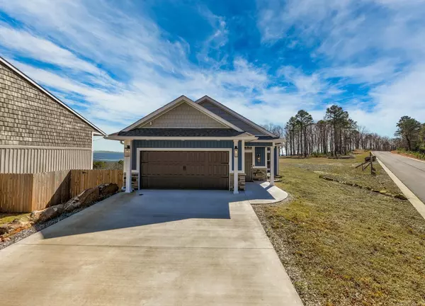 Fairfield Bay, AR 72088,115 Osage Point Drive