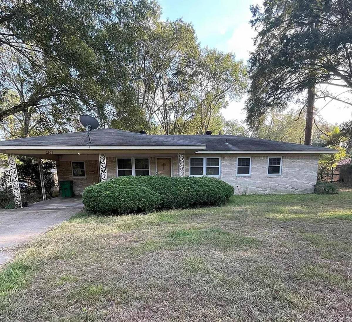 Pine Bluff, AR 71603,2208 W 39TH