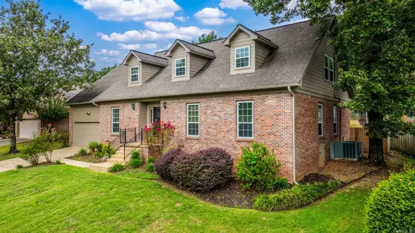 Little Rock, AR 72212,13818 Longtree Drive