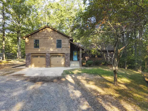 5751 RIDGEWAY, Benton, AR 72019