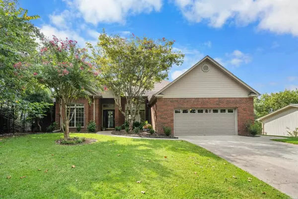 343 Arlington Point, Hot Springs, AR 71913