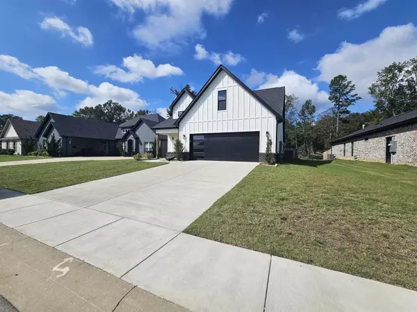 Benton, AR 72019,7233 Havenwood Drive