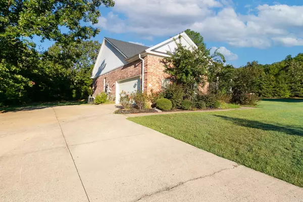 Cabot, AR 72023,12 Brandon Court